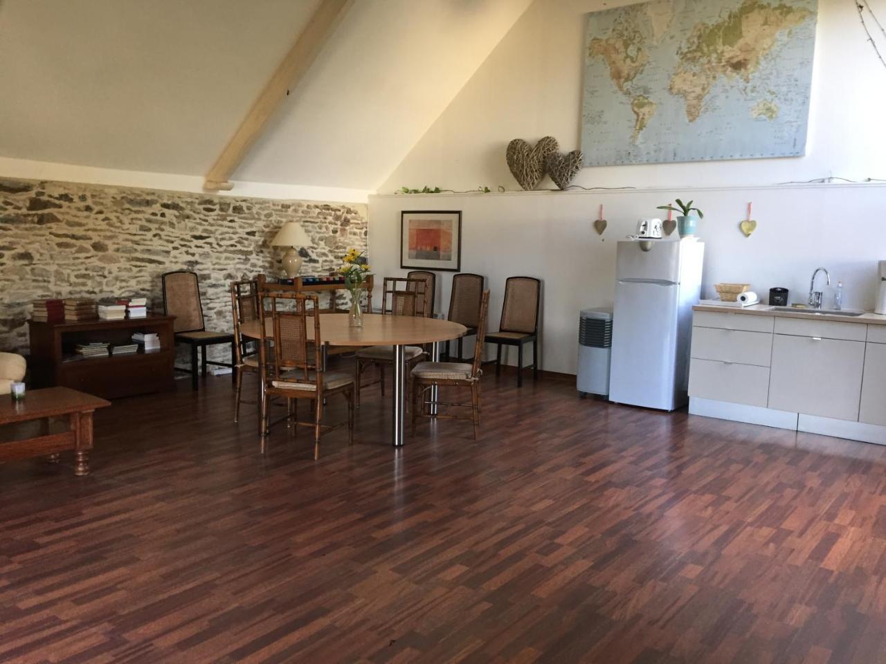 Etang Fleuri Bed and Breakfast Cahagnes Exterior foto